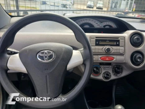 ETIOS HATCH - 1.3 XS 16V 4P MANUAL