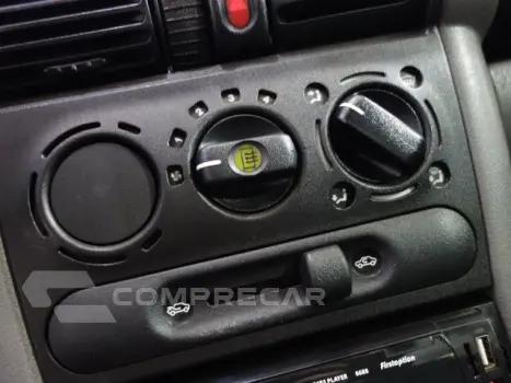 CLASSIC - 1.0 MPFI LS 8V 4P MANUAL