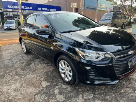 ONIX 1.0 Turbo Plus LT