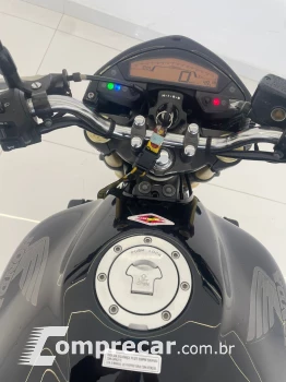 CB 600F - HORNET