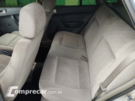GOL 2.0 MI 8V G.III