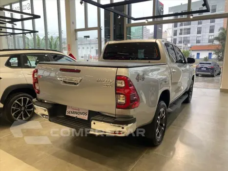 HILUX 2.8 D-4D TURBO DIESEL CD SRV 4X4 AUTOMÁTICO