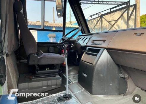 MICROÔNIBUS Versão Única