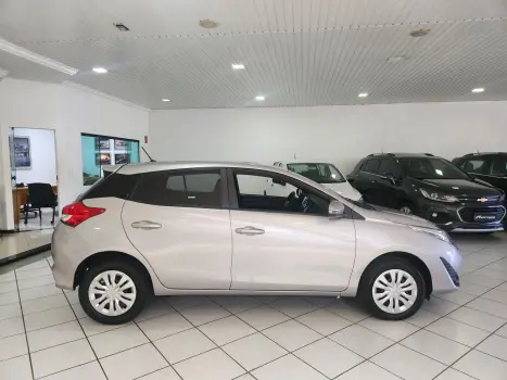 Yaris Hatch 1.3 16V 4P FLEX XL MULTIDRIVE AUTOMÁTICO CVT