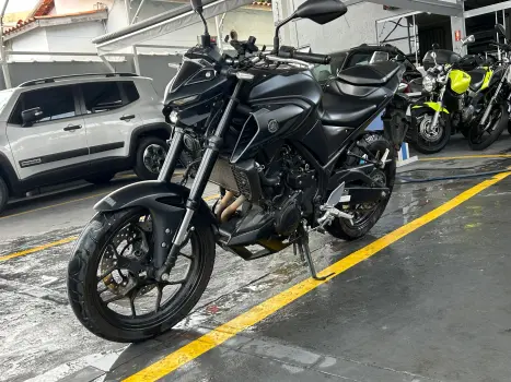 Yamaha mt03