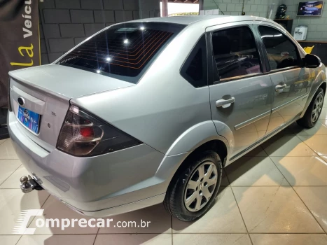 FIESTA 1.6 MPI Sedan 8V