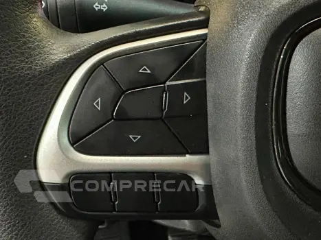 Strada Freedom 1.3 Flex 8V CD