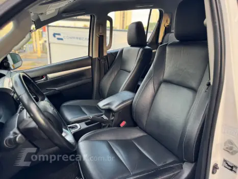 Hilux 2.8 Srv 4X4 Cd 16V Diesel 4P Automático