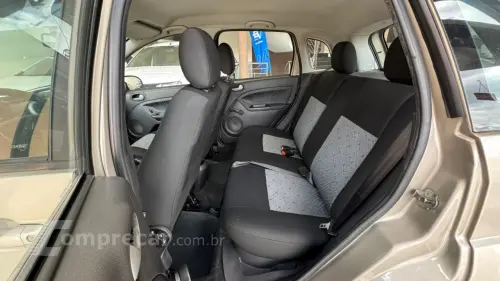 FIESTA 1.6 MPI Class Hatch 8V