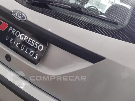 FOCUS HATCH - 1.6 8V 4P MANUAL