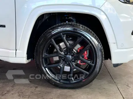 COMPASS 2.0 HURRICANE 4 TURBO GASOLINA BLACKHAWK AT9