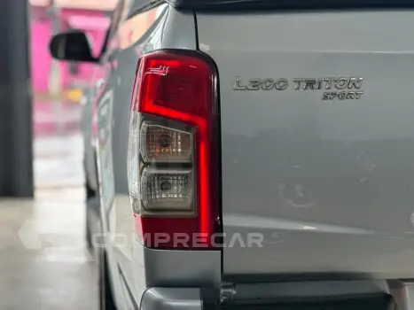 L200 TRITON 2.4 16V TURBO DIESEL SPORT HPE CD 4P 4X4 AUTOMÁT