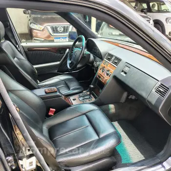 280 C 2.8 6 Cilindros