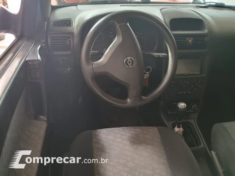 Astra GL Sedan