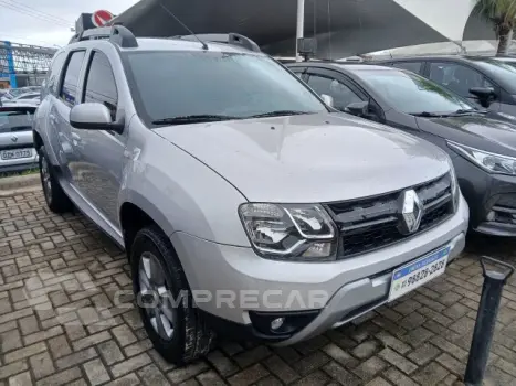 Renault DUSTER - 1.6 16V SCE AUTHENTIQUE X-TRONIC 4 portas