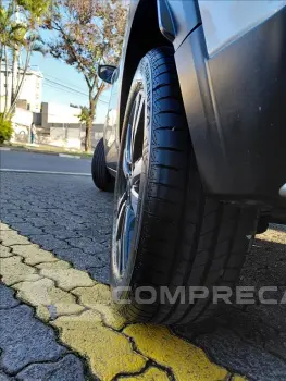 KICKS PLAY 1.6 16V FLEXSTART SENSE XTRONIC