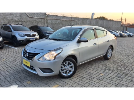 NISSAN VERSA 1.6 16V FLEXSTART SV 4P XTRONIC 4 portas