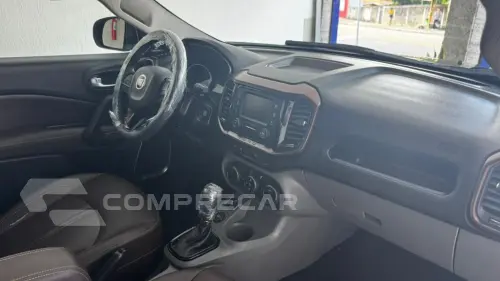 Toro Volcano 2.4 16V Flex Aut.