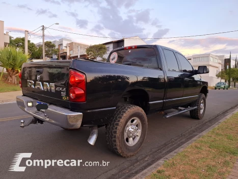 RAM 5.9 2500 SLT 4X4 CD I6 24V Turbo