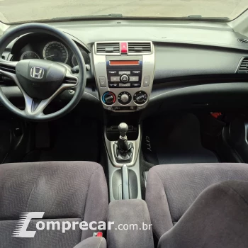 CITY Sedan LX 1.5 Flex 16V 4p Mec.
