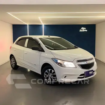 ONIX HATCH LT 1.0 8V FlexPower 5p Mec.