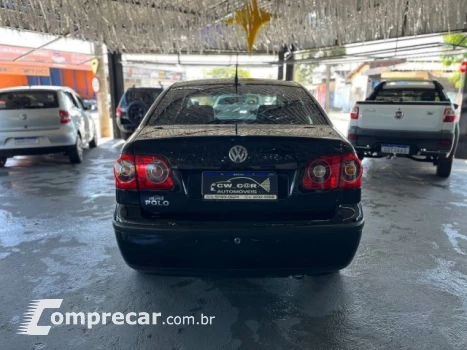 POLO SEDAN - 1.6 MI 8V 4P MANUAL