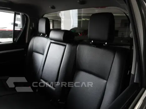 HILUX 2.8 D-4D TURBO DIESEL CD SRX 4X4 AUTOMÁTICO