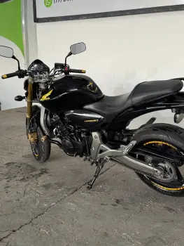 CB 600F HORNET
