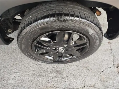 KWID 1.0 12V SCE Outsider