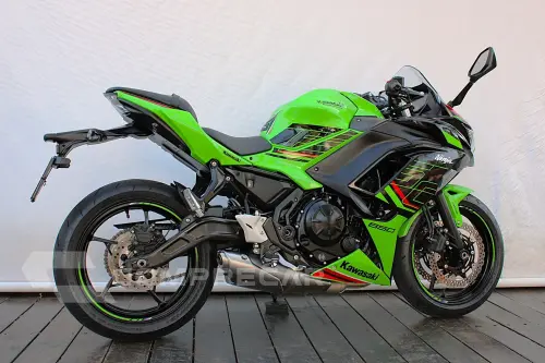 KAWASAKI NINJA 650 KRT EDITION