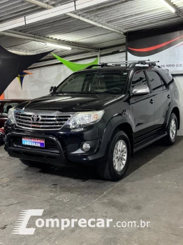 Toyota Hilux SW4 SR 4x2 2.7/ 2.7 Flex 16V Aut. 4 portas