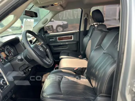 2500 6.7 I6 Turbo Laramie CD 4X4