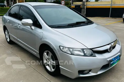 Civic 1.8 16V 4P EXS AUTOMÁTICO