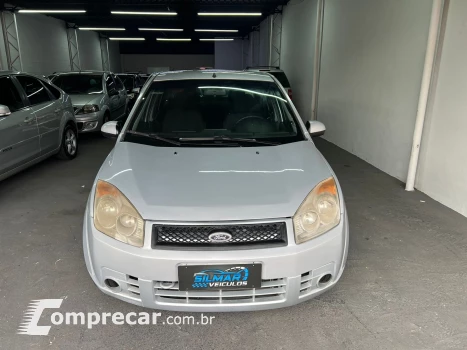 FIESTA 1.6 Rocam SE Sedan 8V