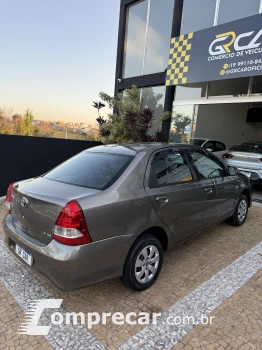 ETIOS 1.5 XS Sedan 16V