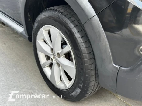 SANDERO - 1.6 STEPWAY 16V 4P MANUAL