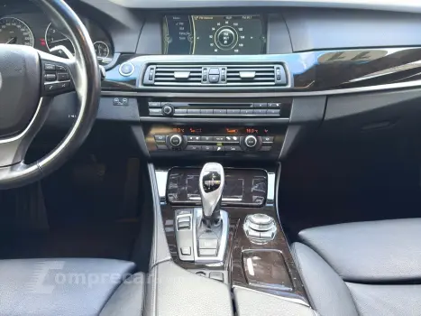 550i 4.4 SEDAN V8 32V GASOLINA 4P AUTOMÁTICO