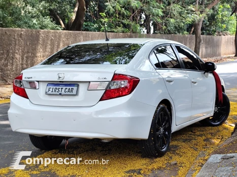 CIVIC 1.8 LXL 16V FLEX 4P AUTOMÁTICO