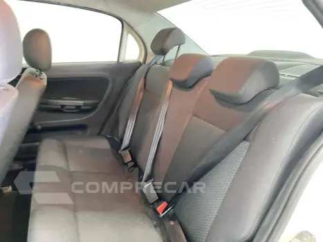 VOYAGE 1.0 12V MPI TOTALFLEX 4P MANUAL