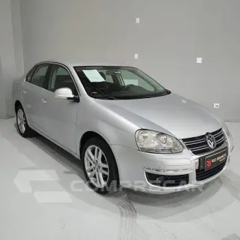 Volkswagen VW JETTA 4 portas