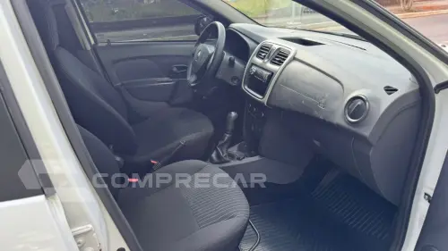 Logan 1.0 16V 4P FLEX AUTHENTIQUE