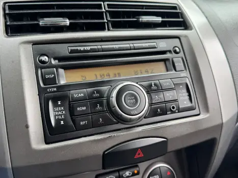 GRAND LIVINA 1.8 SL 16V