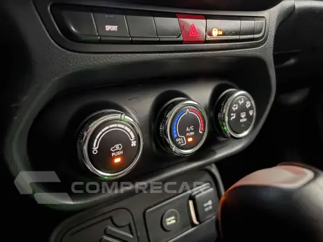 RENEGADE 1.8 16V FLEX 4P AUTOMÁTICO