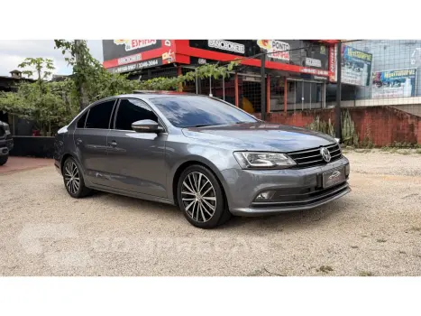 JETTA 2.0 TSI HIGHLINE 211CV GASOLINA 4P TIPTRONIC