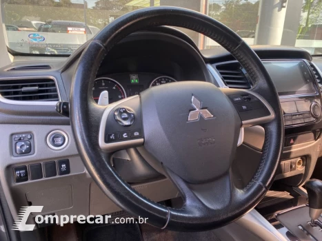 L200 TRITON 2.4 16V Turbo Sport Hpe-s CD 4X4