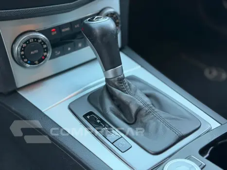 C 200 K 1.8 KOMPRESSOR CLASSIC 16V GASOLINA 4P AUTOMÁTICO