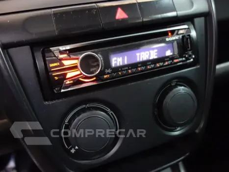 FOX - 1.0 MI 8V 4P MANUAL