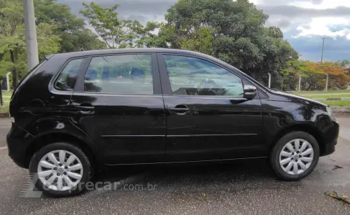 Volkswagen POLO 1.6 Mi 8v 4 portas
