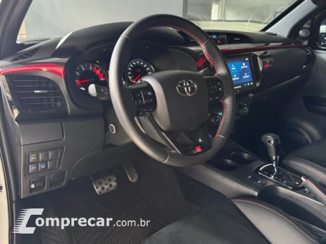 HILUX - 2.8 D-4D TURBO CD GR-S 4X4 AUTOMÁTICO