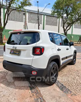 Renegade 1.8 4x2 Flex 16V Aut.